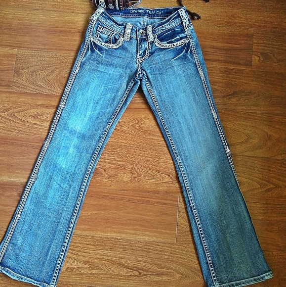 ***SOLD***Cowgirl Tuff XOXO Boot Cut Jeans - Picture 2 of 8